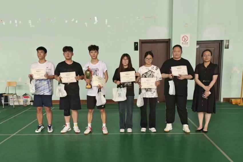 羽毛球6.jpg