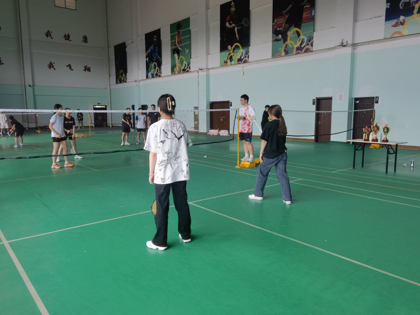 羽毛球2.jpg