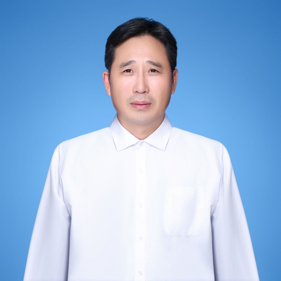 王利.jpg